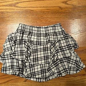 Cheryl Kids skort like new sz small super soft cozy material